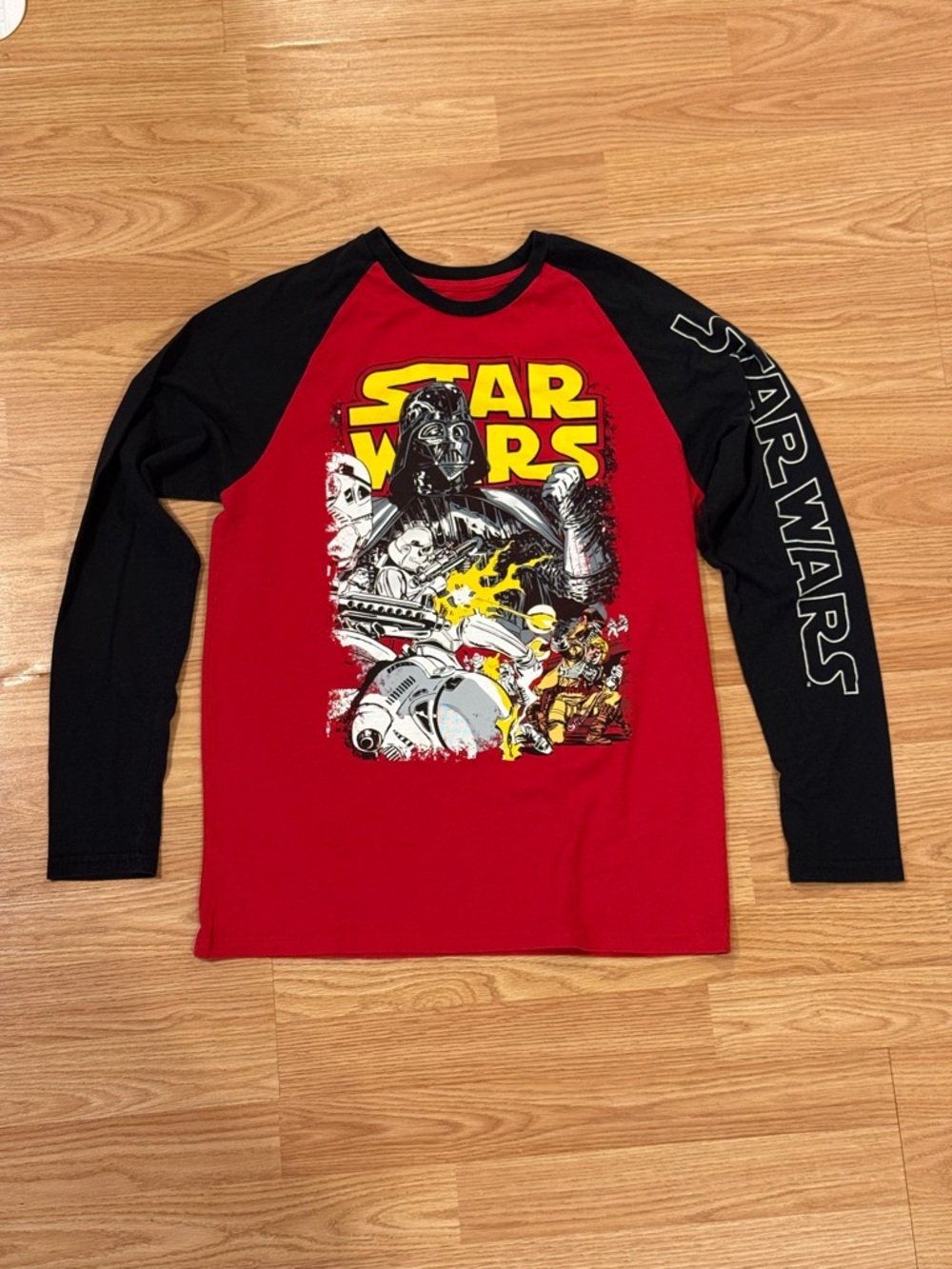 STAR WARS Darth Vader Stormtrooper Battle Long Sleeve T-Shirt - Youth Medium